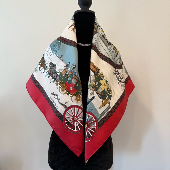 Authentic Hermes Vintage Holiday Silk Scarf with Red and Green Accents - Picture 6 of 11
